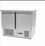 Cesionez/Închiriez  echipamente profesionale cofetărie/patiserie