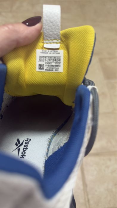 Маратонки рийбок за момче 37 номер