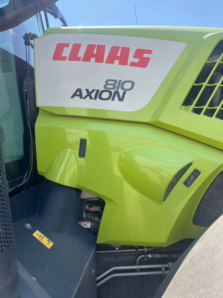 Tractor Claas Axion 810