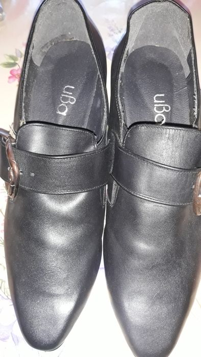 Нови естествена кожа обувки