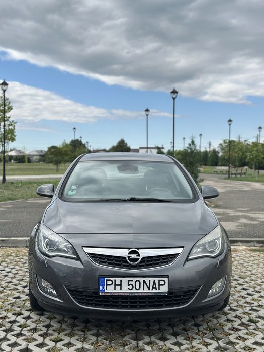 Opel Astra J - 1.7 CDTI - 125CP - 2010