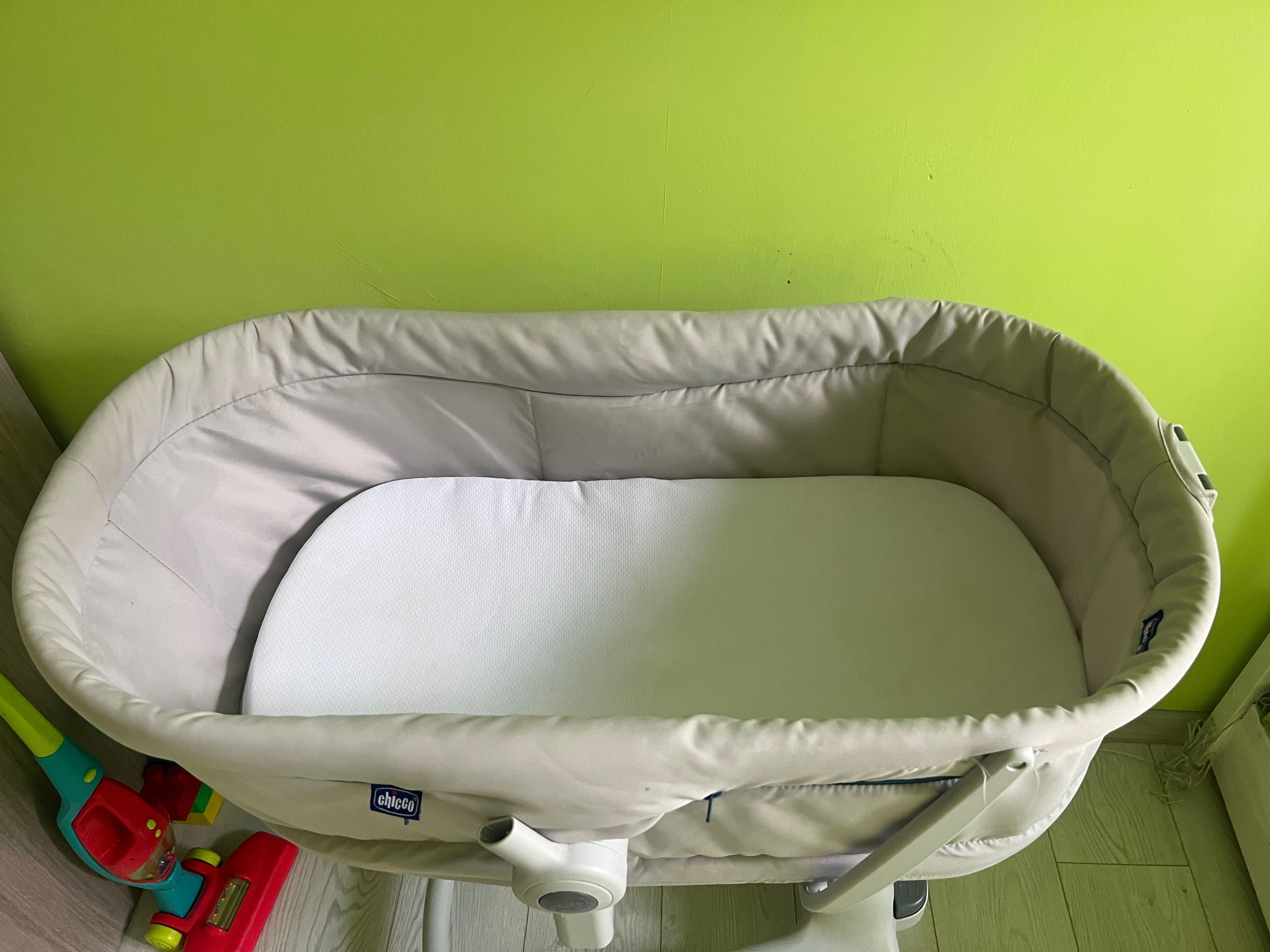 Chicco baby hug шезлонг