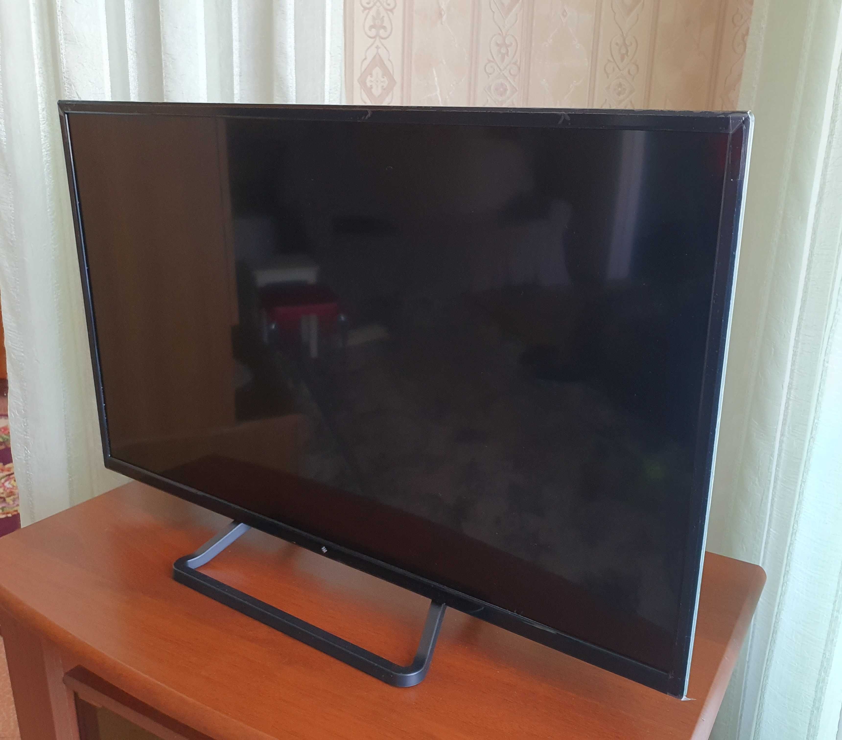 Продам Телевизор DEXP LED32 (81см)
