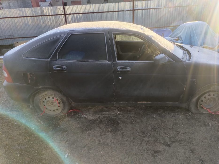 Приора черный 2172