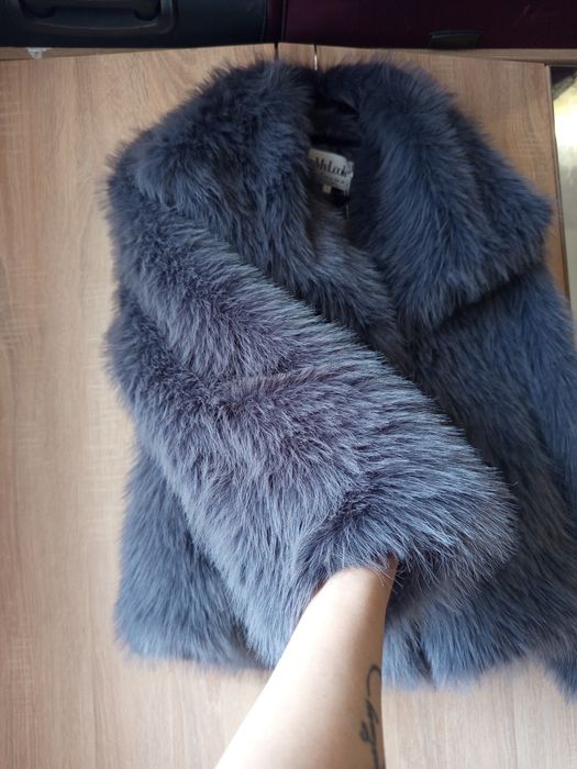 Haină de blană..