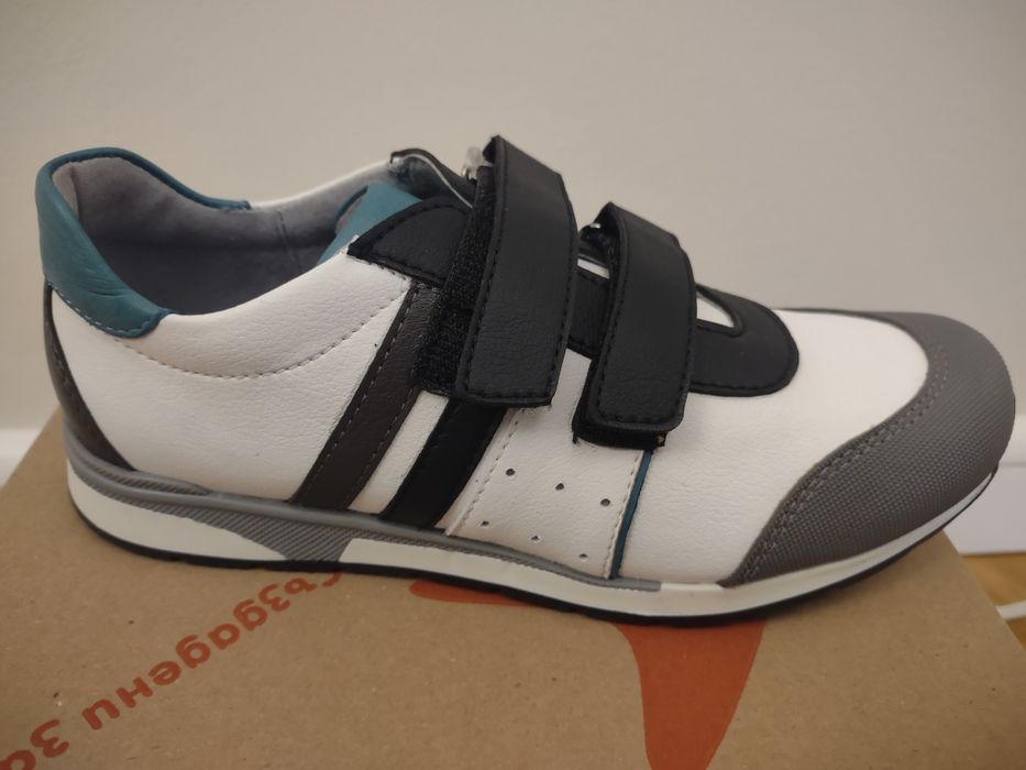 Детски обувки, Колев и Колев, от естествена кожа, номер 32, нови