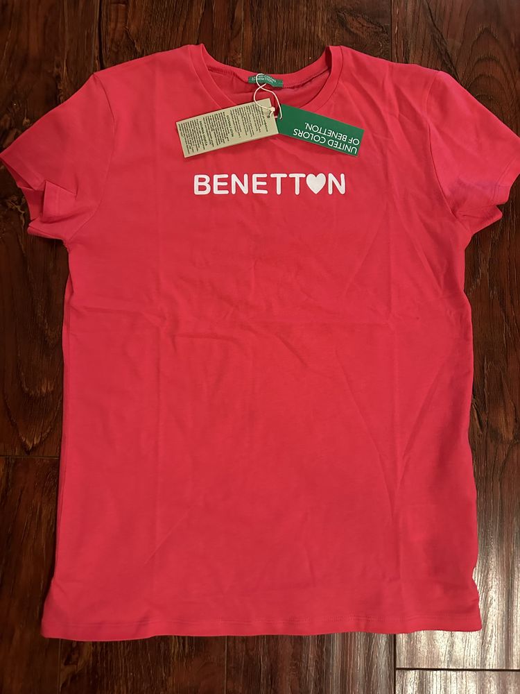 Benetton страхотна нова тениска