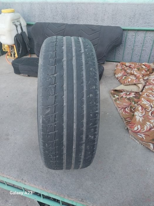 Продам резину на 17