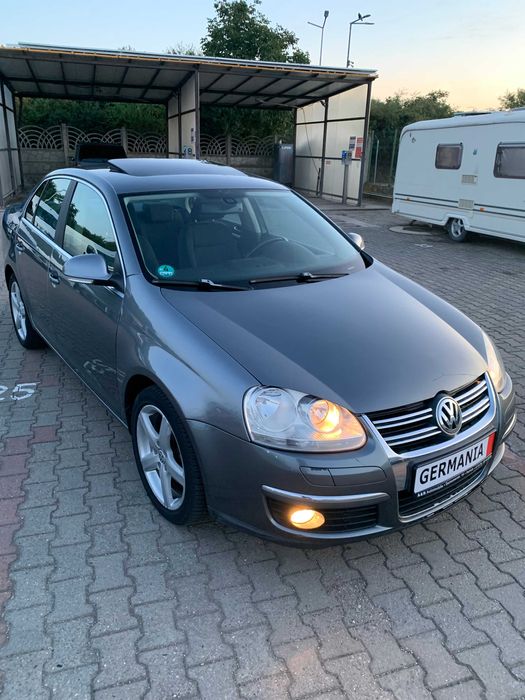 Jetta Unicat DSG Automat 2.0 TDI 140 cp 1 AX BMM Impecabil Trapa Full