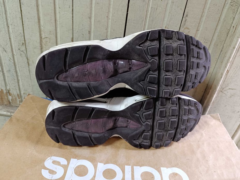 Nike Air Max 95 "Port Wine" оригинални маратонки 39 номер