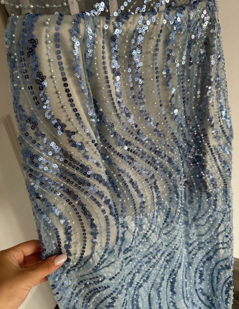 Rochie cu paiete si perle
