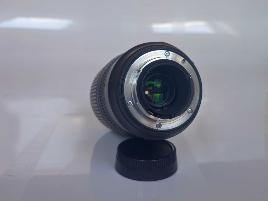 Teleobiectiv Nikon AF-S VR Zoom NIKKOR 70-300mm f/4.5-5.6G IF-ED