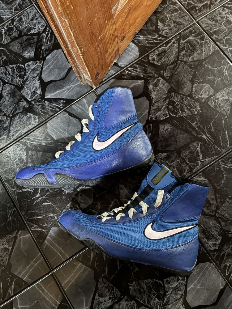 Боксови обувки Nike Machomai