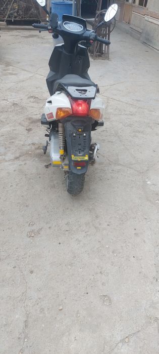 Scuter de Vânzare 2t