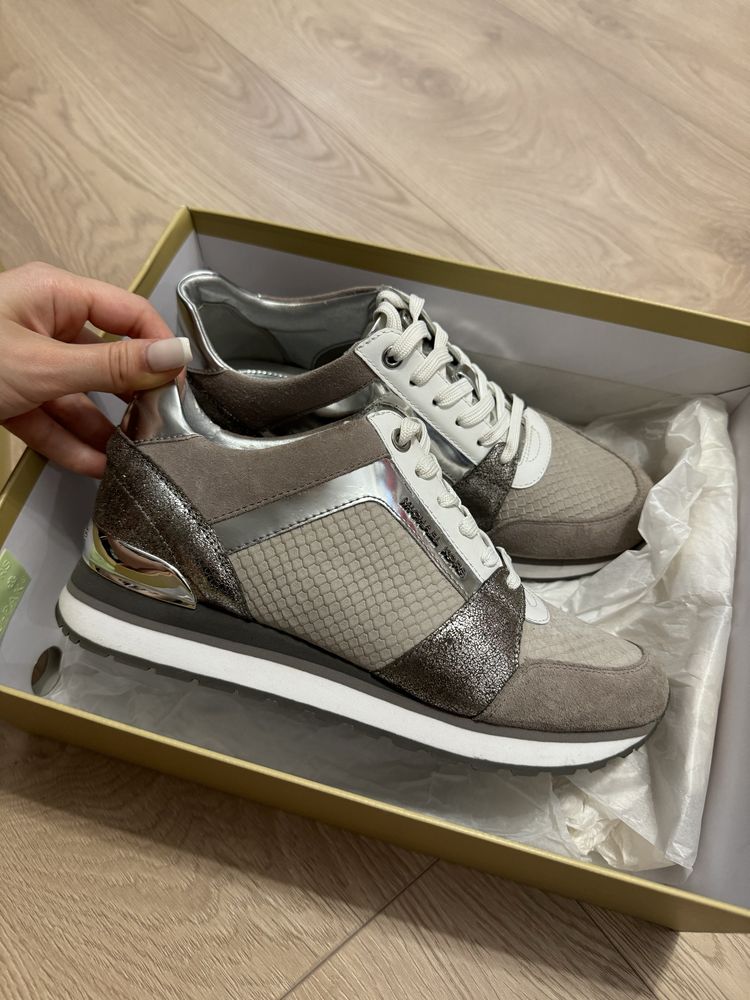 Michael Kors сникърси