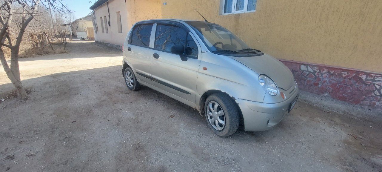 Matiz 2005jil 250000 Jurgen tolka benzinde udar joq mashin radnoy.