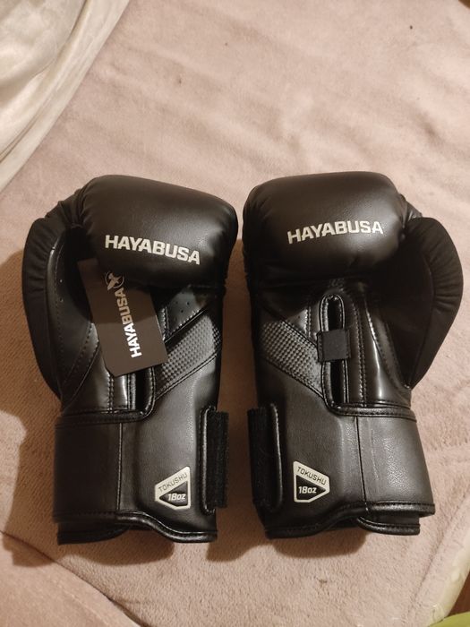 Боксови ръкавици Hayabusa T3