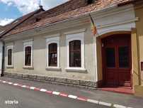 Oportunitate! Casa, 4 camere, curte comuna, ultracentral, Bistrita, ju