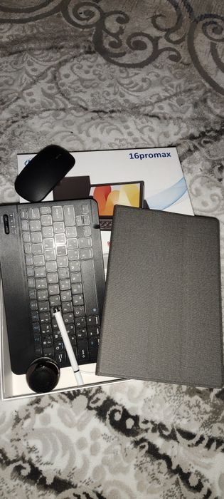 Planshet.  16 promax Recap 16/512