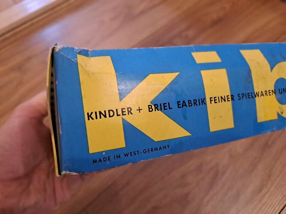 Модель домика Kibri 1 87 новая