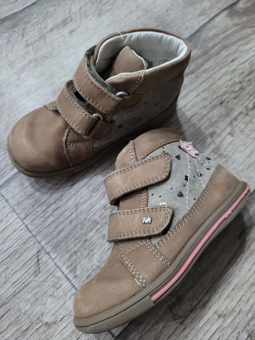 Фирменые ботинки.Германия.23 р.