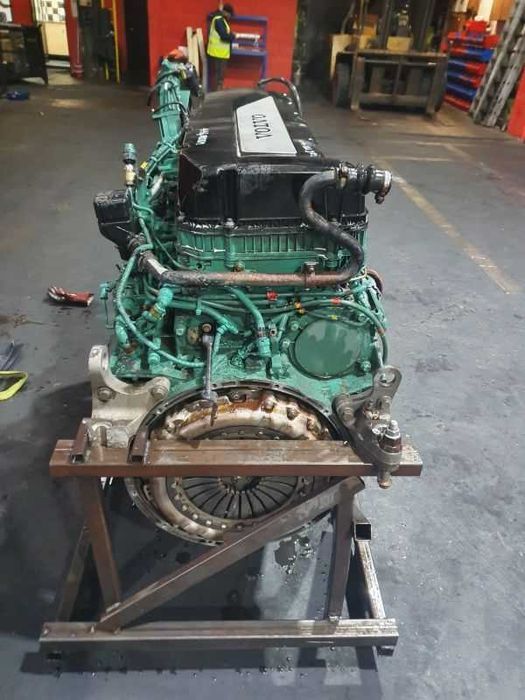 Motor complet pentru camion Volvo D12D340 EC01 {2004-340CP}