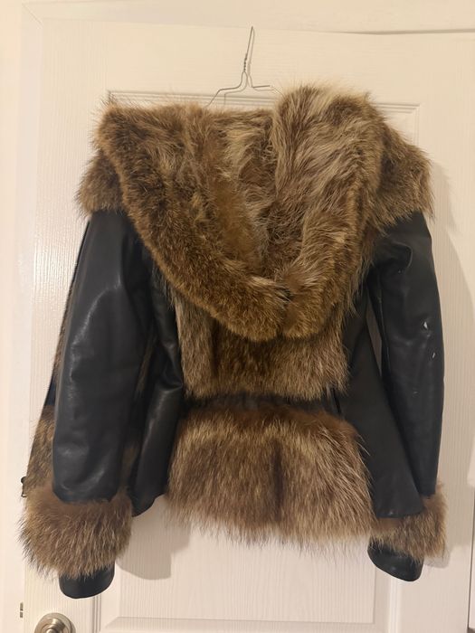 Кожено яке с естествен косъм