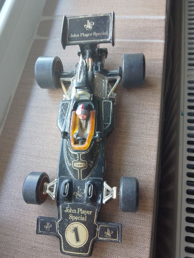 Corgi Lotus JPS Fittipaldi