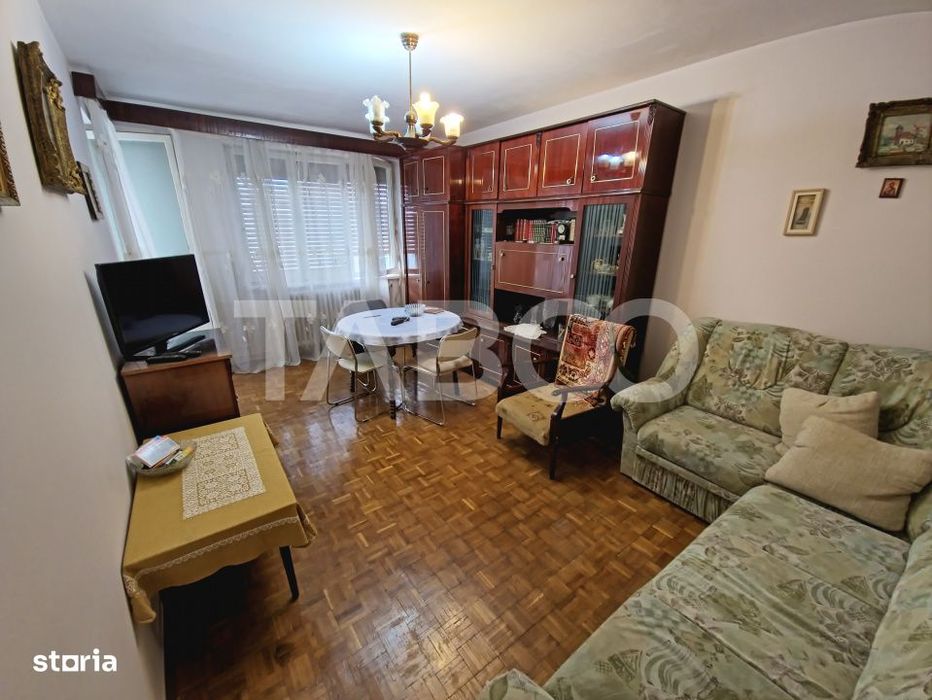 Apartament de vanzare Strand mobilat utilat 3 camere 2 balcoane