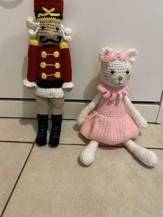 Plusuri crosetate handmade