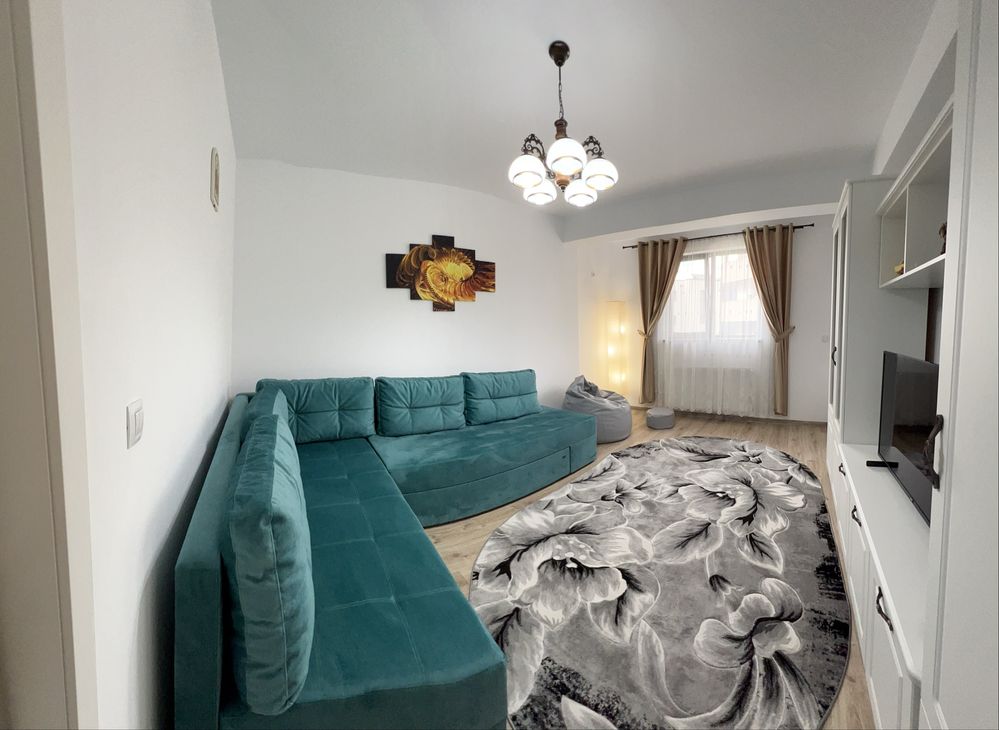 Apartament 60mp, balcon inchis