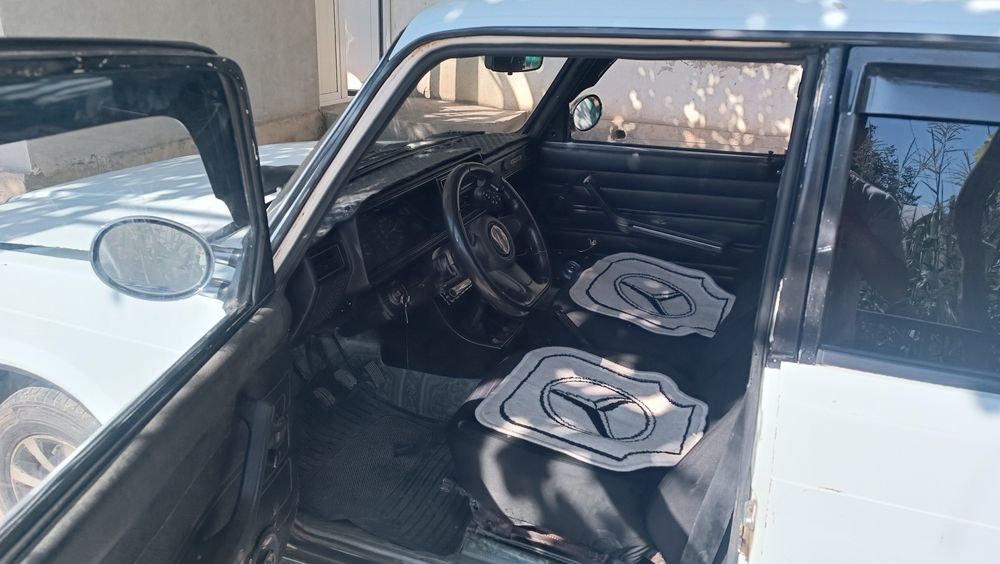 Lada 2107 sotiladi