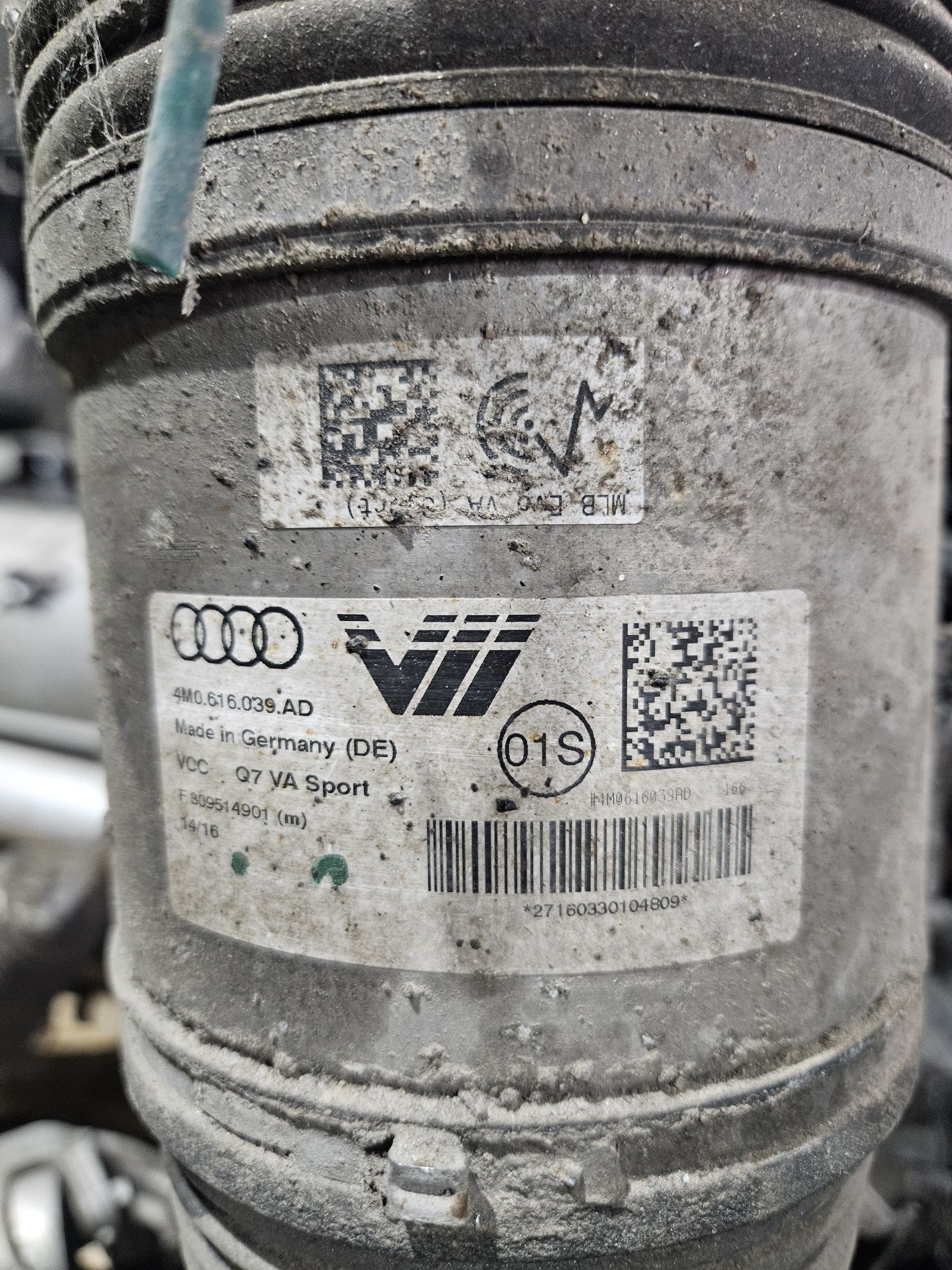 Преден десен амортисьор за Audi Q7 4m