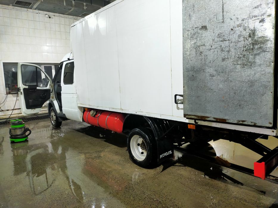 Газель термо будкачистый сковром Грузчики Доставка,Переезды перевозка.