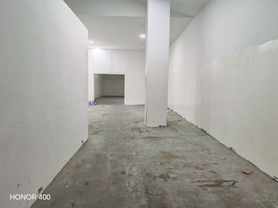 Сдаем  в аренду склад с офисом общая площадь 200 кв