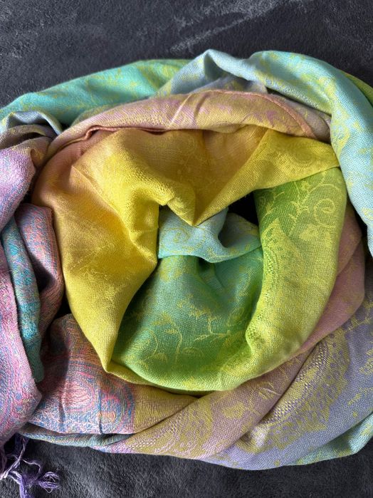 Eșarfă elegantă. Viscoză