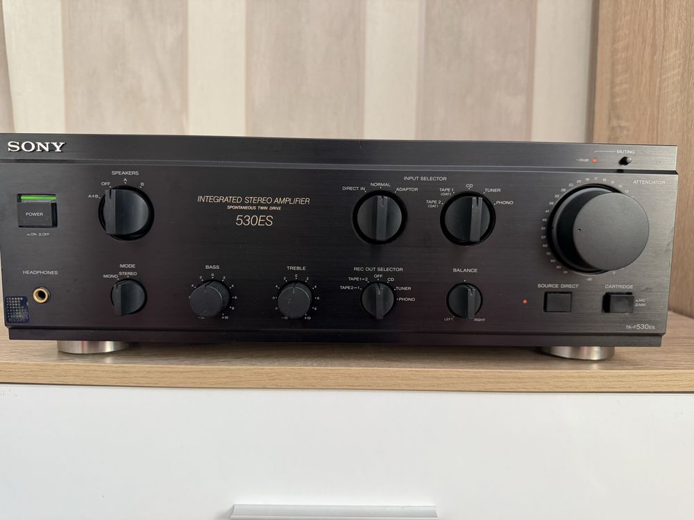 Като нов Sony TA-F530es
