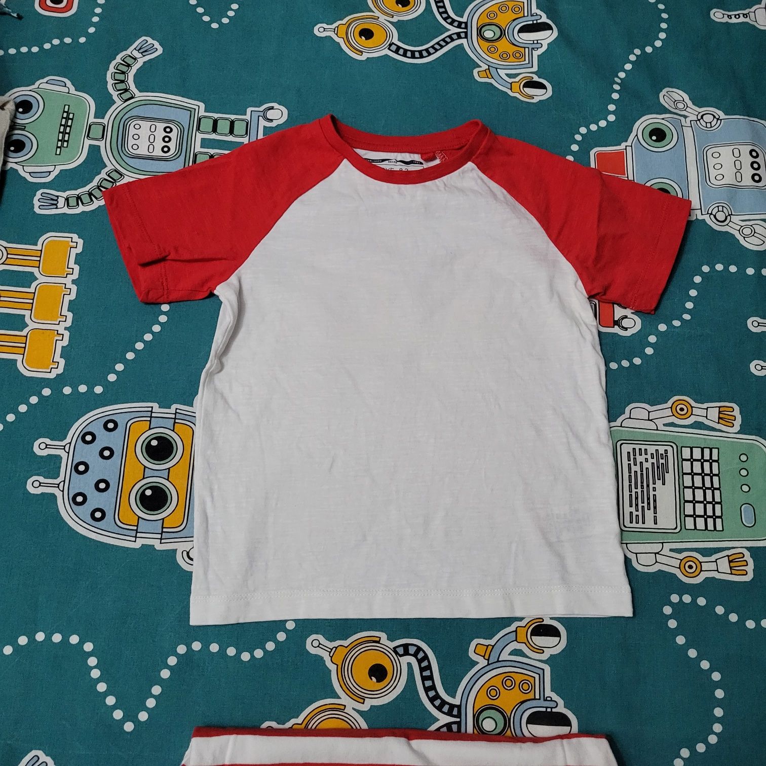 Lot tricouri Next si pantaloni Mothercare 2-3 ani