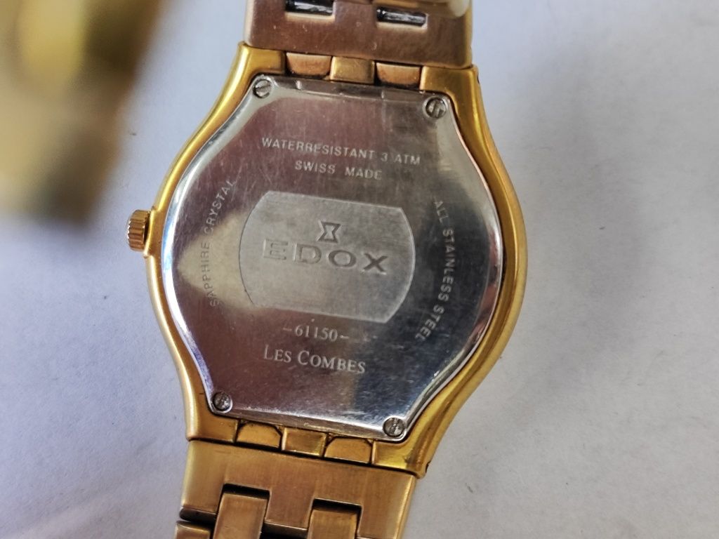 Часовник Edox Les Combes 61150 кварц