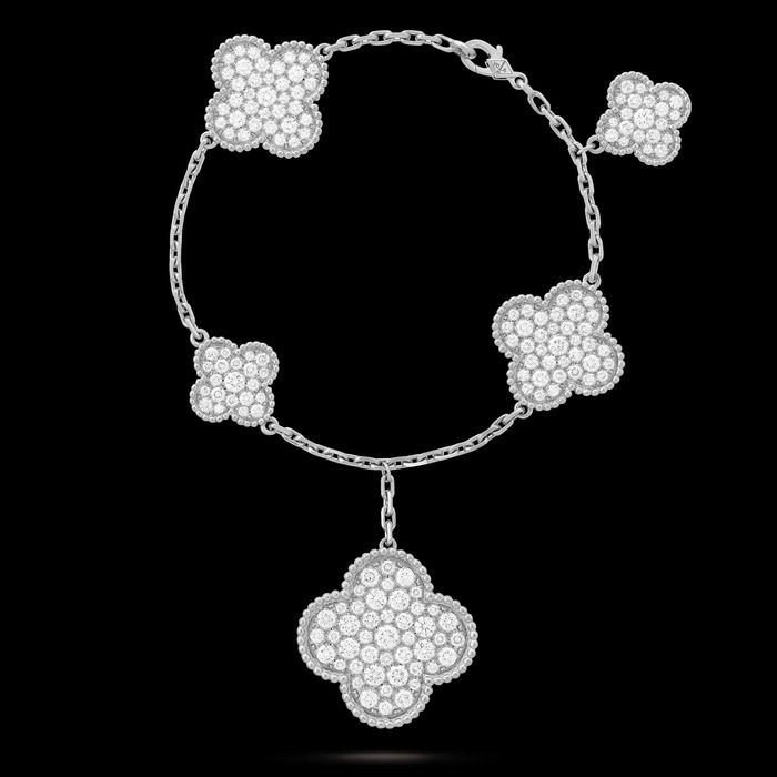 Van Cleef & Arpels VCA Rose Gold Diamond Magic Alhambra Дамска Гривна