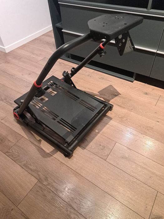 Vând suport pliabil pentru volan logitech