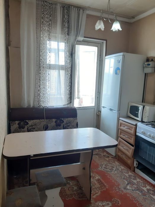 Сдаётся 2-комн., 5 этаж, 10 мкр.