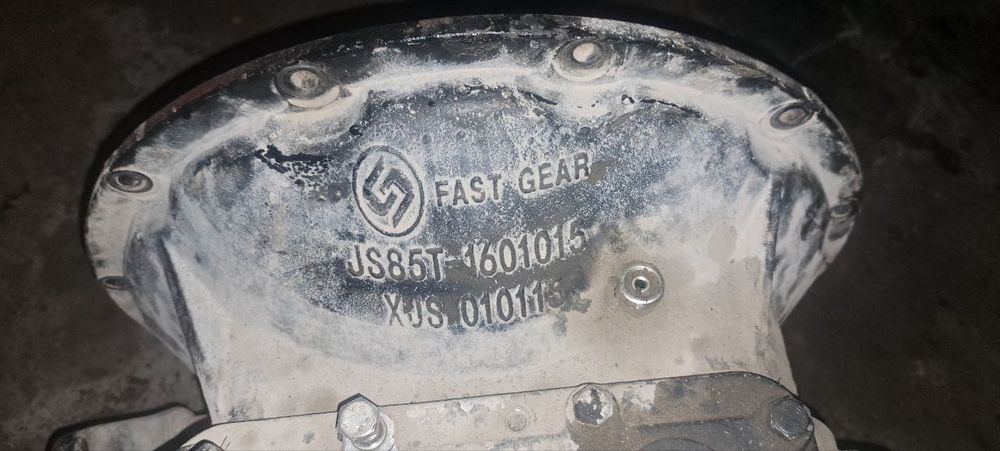 Howo sinoturk 10 tonalik karobka rabochi bor aybi yuq zapchast yangi