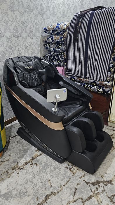 Срочно продам Массажное кресло