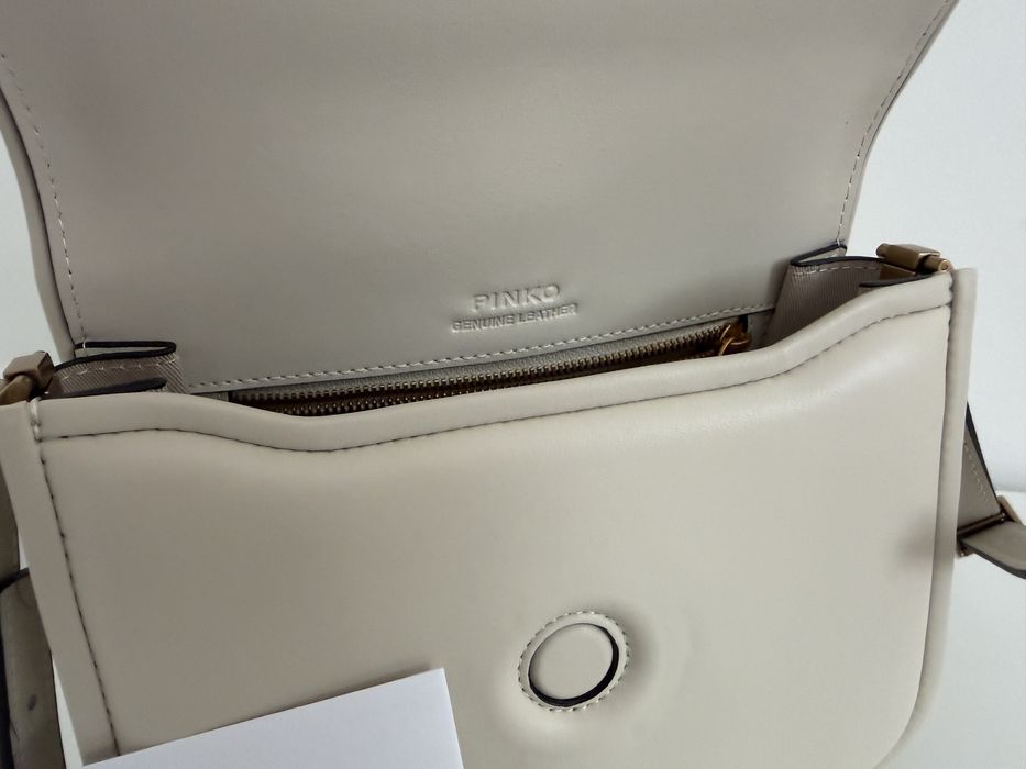 Кожена чанта Pinko