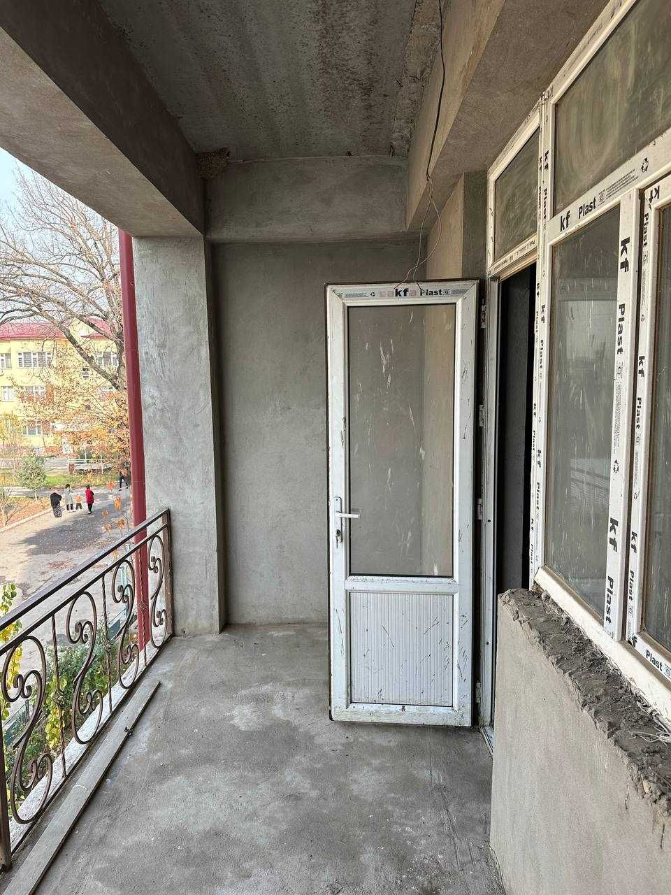 Zangiota tumani 138 kvm yangi qurilgan uy.
