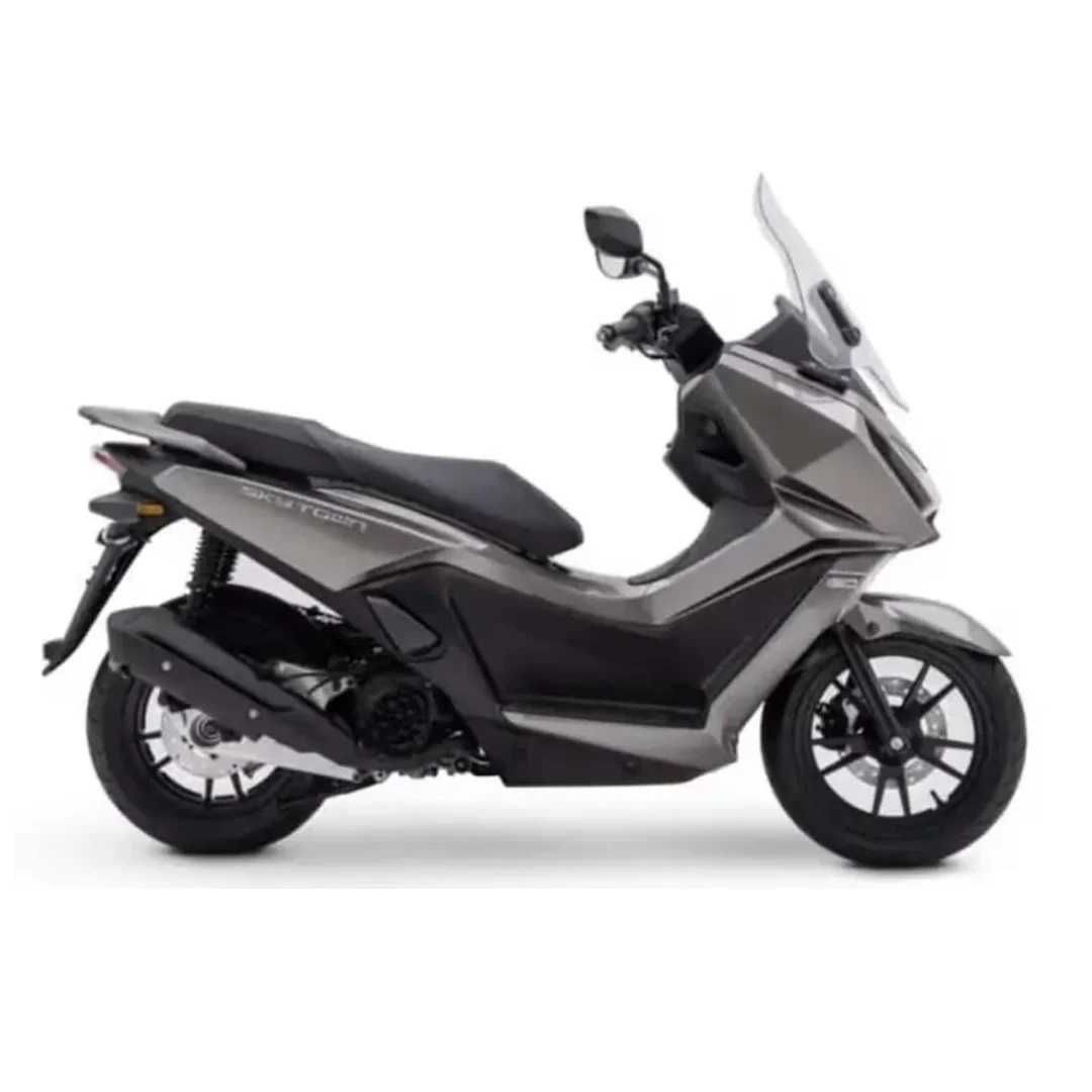 Scuter Kymco SkyTown 125i nou-se conduce cu B-stoc EST BIKE Campina