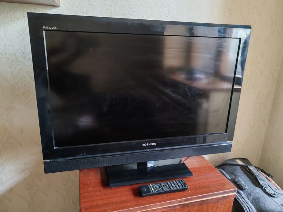 Телевизор Toshiba, 32дюйма