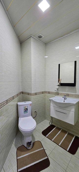 Oybek metro 5 daqiqa 4 xonalik 120kv kvartira topshiriladi SROCHNO