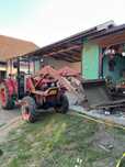Vând tractor UTB 453 DTC cu braț și cupă